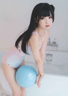 小莹客厅激情46至50章视频